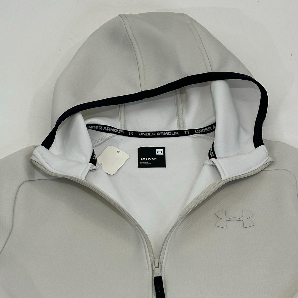 Under Armour Active Wear Pullover Hoodie, Size S